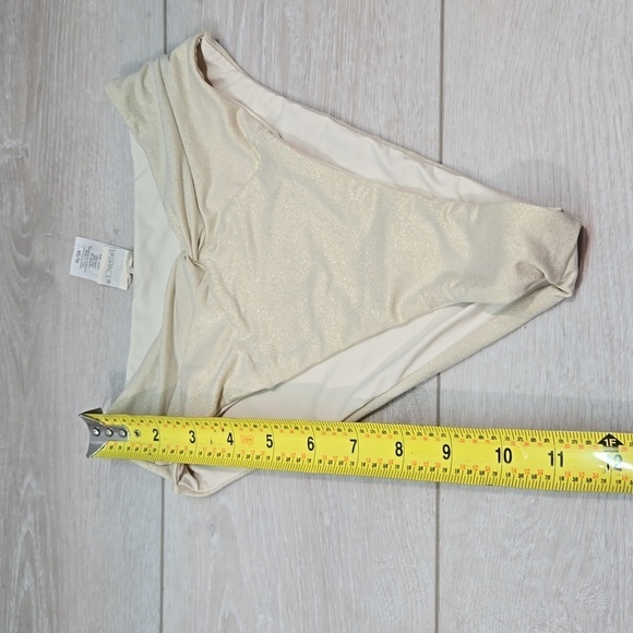 NWOT L Space Women Anthropologie Bitsy Cut Swim bottom Sz XS - Picture 4 of 7